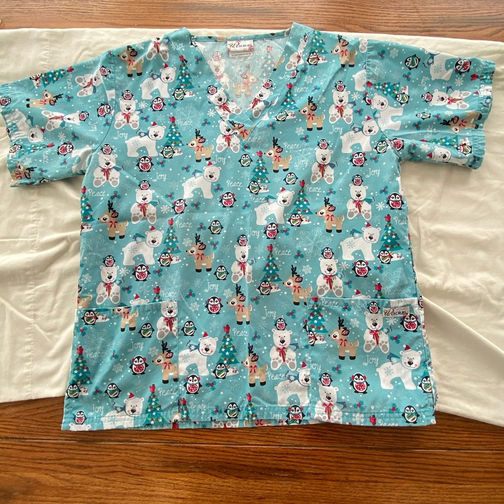 Scrub top